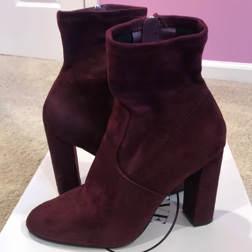 Steve Madden Burgundy booties
